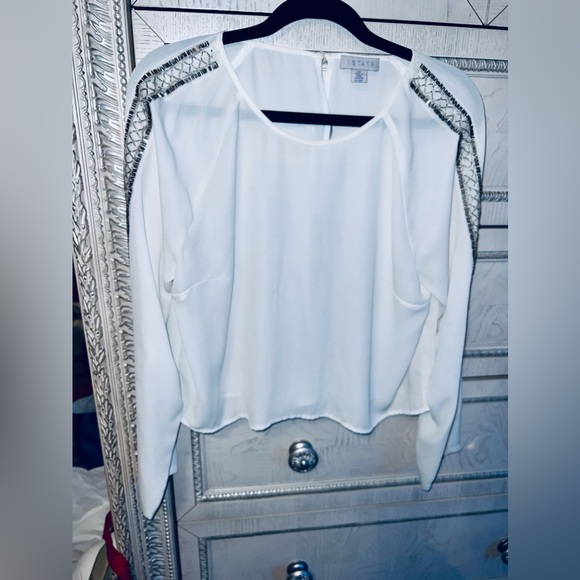 1. STATE SHEER  Chiffon Blouse. - Picture 5 of 5